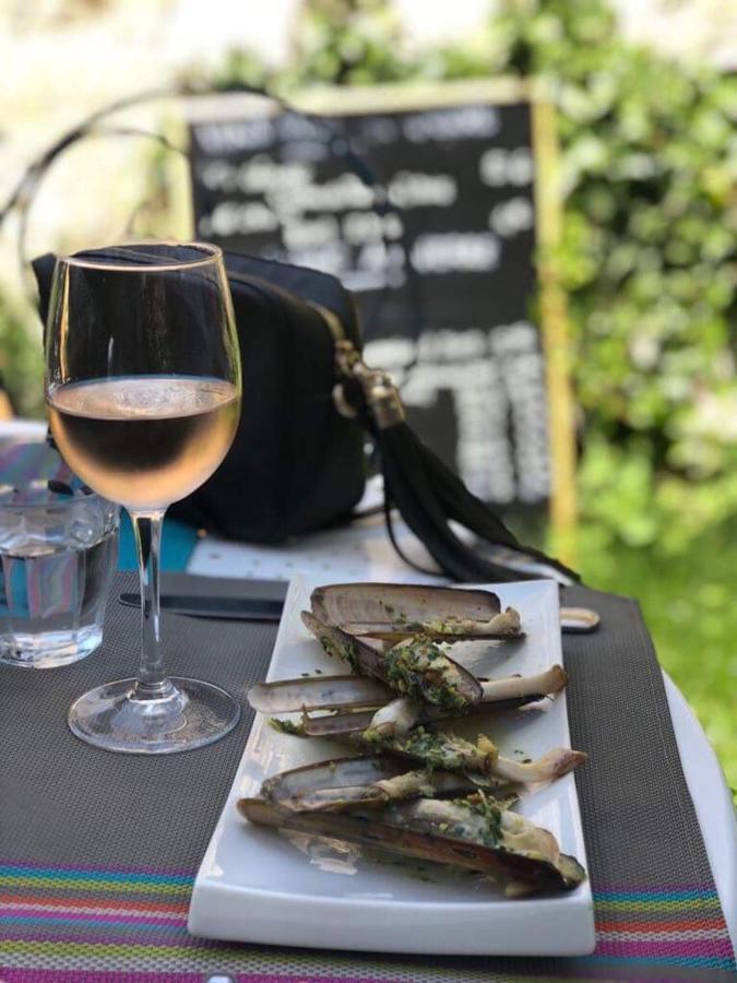 Chez Henri Bed & Breakfast Belvès-de-Castillon Екстериор снимка